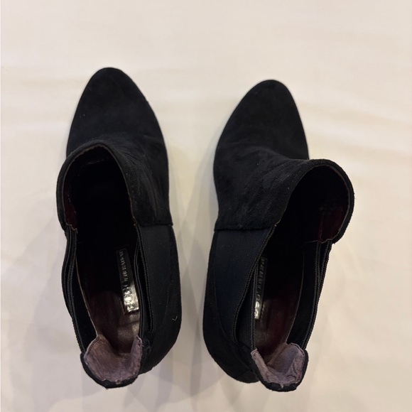 BCBGeneration Black Ankle Booties - sz 6 - Picture 3 of 5